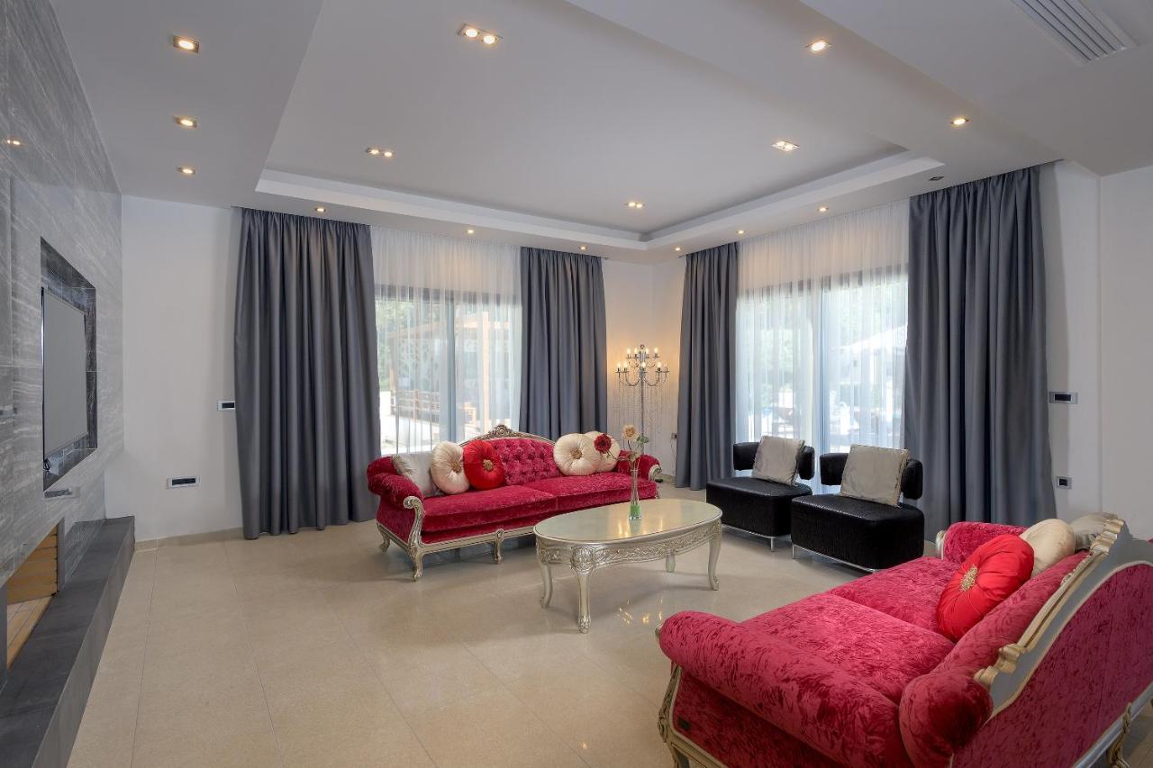 יאליסוס Bella Foresta Villa מראה חיצוני תמונה