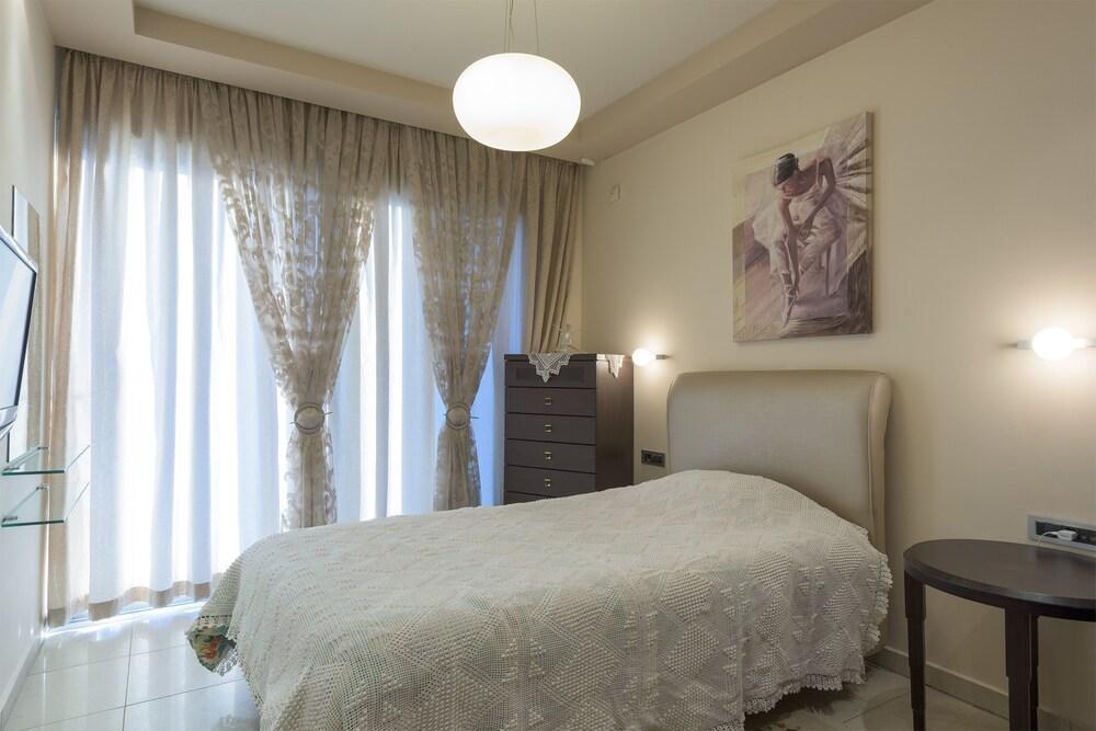 יאליסוס Bella Foresta Villa מראה חיצוני תמונה