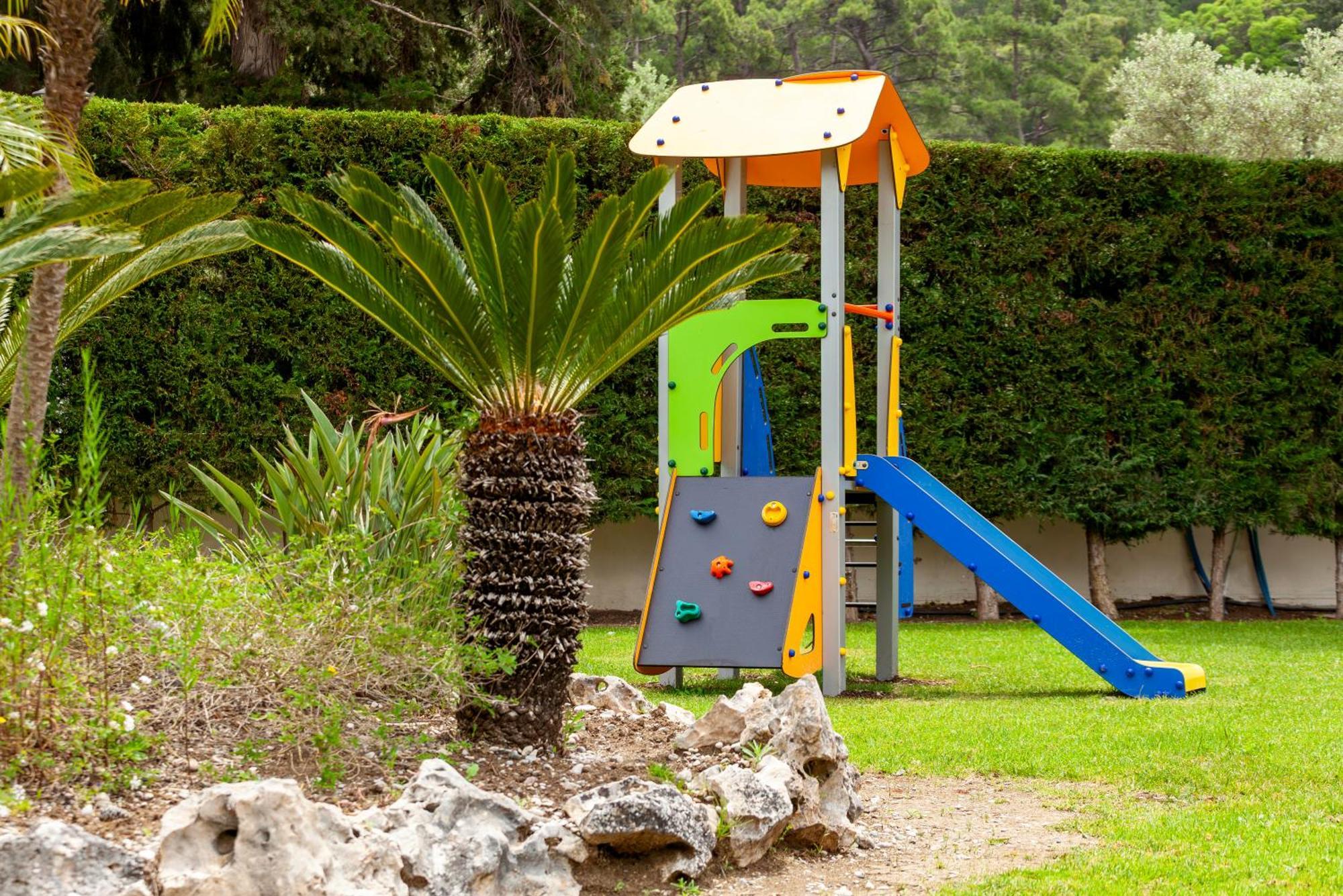 יאליסוס Bella Foresta Villa מראה חיצוני תמונה